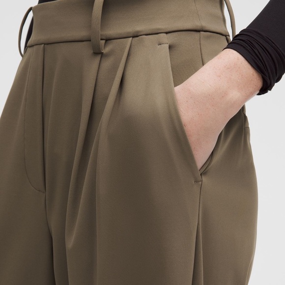 Lululemon Daydrift High-Rise Trouser Regular - Picture 3 of 9